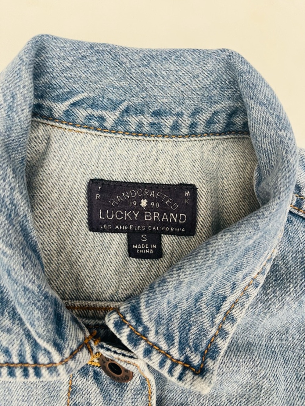 Lucky Brand Denim Vest light wash size small - Picture 2 of 6